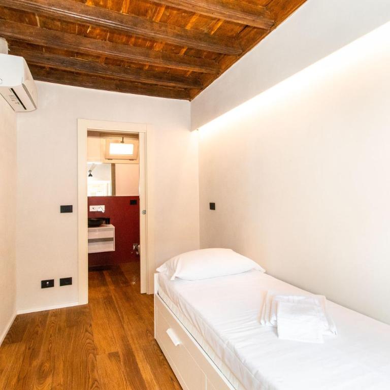 GuestHost - Stylish Quardilatero Romano Central Flat - Two-Bedroom Apartment - 22
