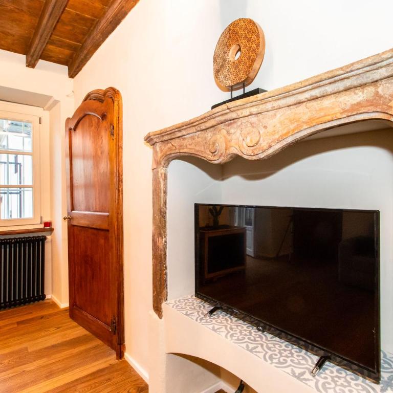 GuestHost - Stylish Quardilatero Romano Central Flat - Two-Bedroom Apartment - 10
