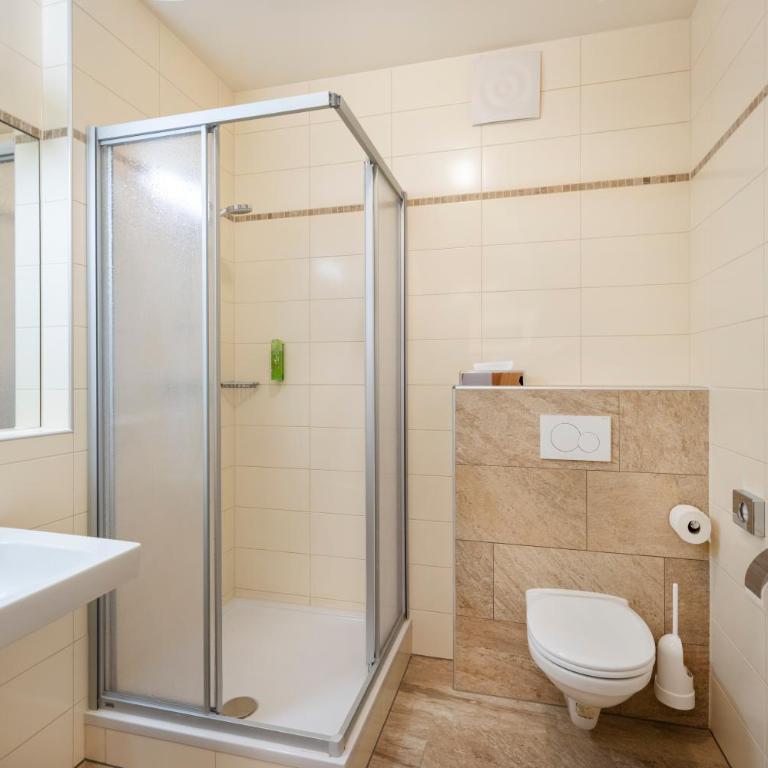 JUFA Hotel Judenburg - Self Check-in - Standard Doppelzimmer - 1