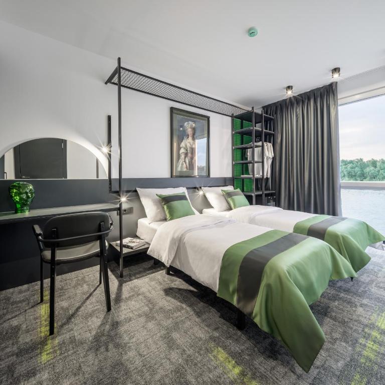 Joy 5 Hotel & SPA - Dvokrevetna Soba sa Bračnim Krevetom/2 Zasebna Kreveta i Pogledom na Reku - 5