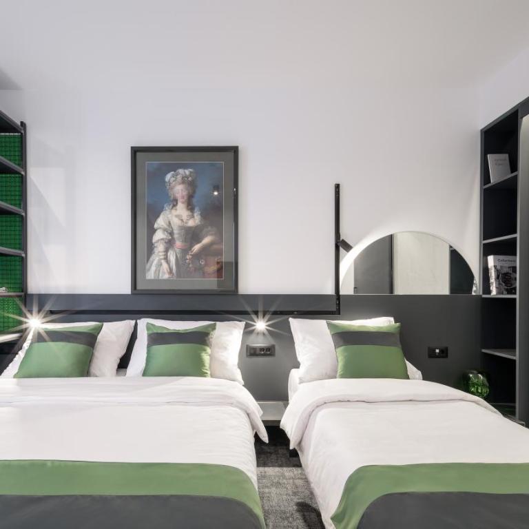 Joy 5 Hotel & SPA - Standardna Trokrevetna Soba sa Besplatnim Korišćenjem Spa Usluga - 5