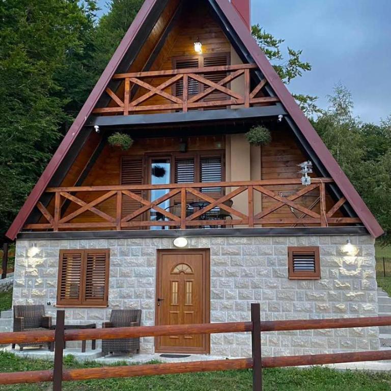 Charming Mountain House Zabljak - Vacation Home - 1