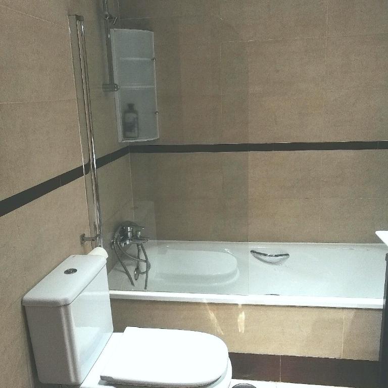 APARTAMENTO MALAGA CENTRO Y PLAYA-PARKING - Apartamento de 1 dormitorio - 5