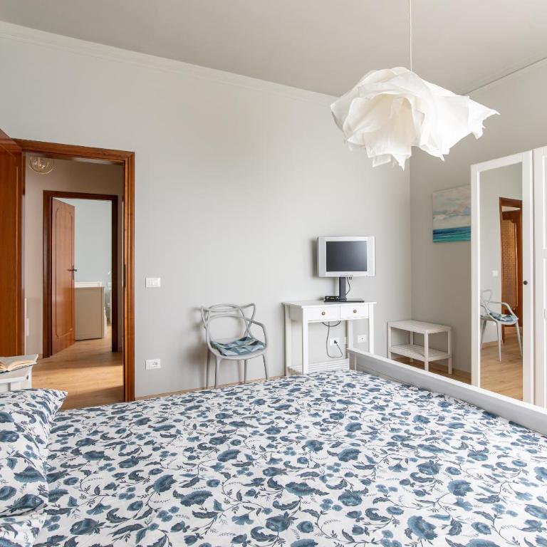 Il Pino Marittimo - Two-Bedroom House - 19