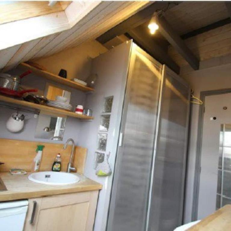 Charmante studette Paris Canal Saint Martin - One-Bedroom Apartment - 6