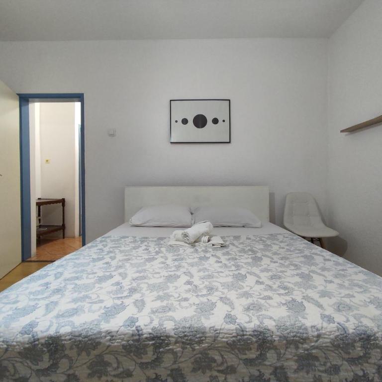 Vojinovic Apartments - Standardni Apartman - 6