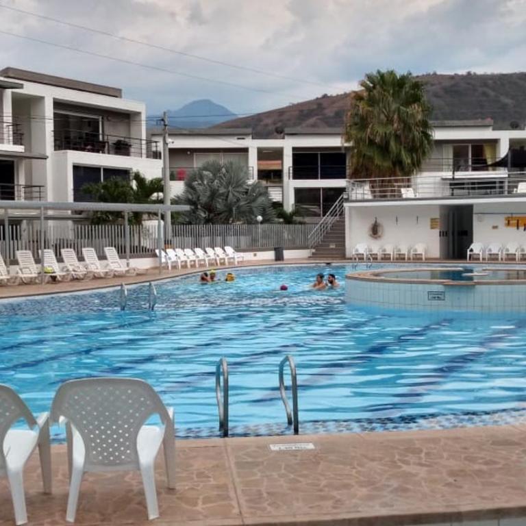 Apartasol Santa Fe Oficial - Suite Familiar con balcón - 10