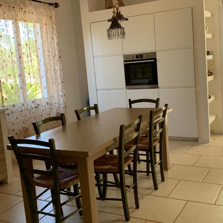 Trullo Tojo - Two-Bedroom House - 17