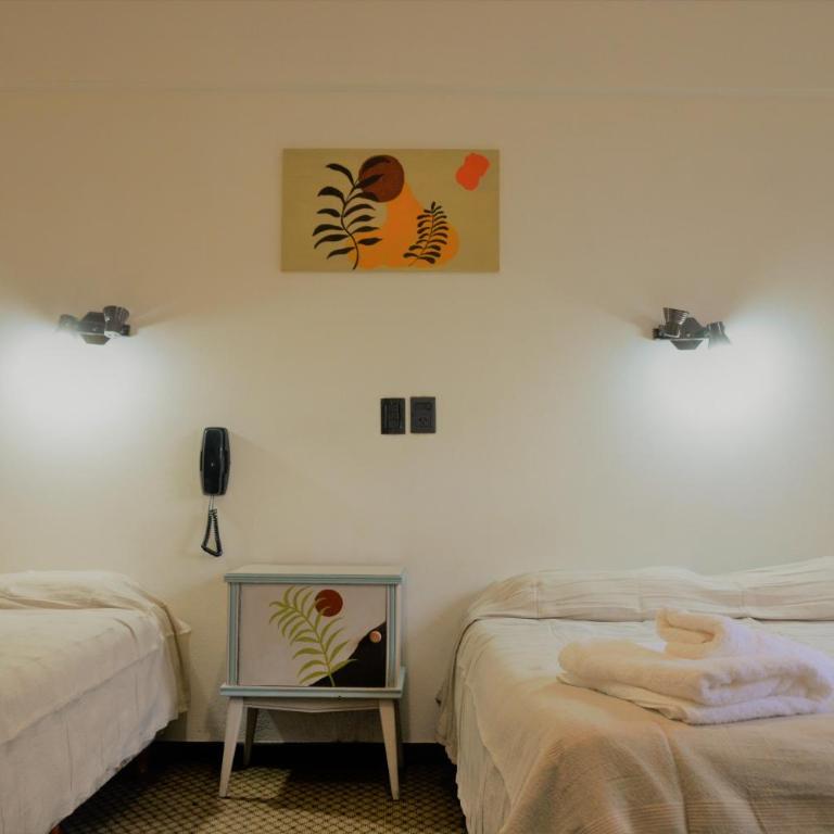 Hospedaje Los Alpes - Habitación Triple Clásica - 1