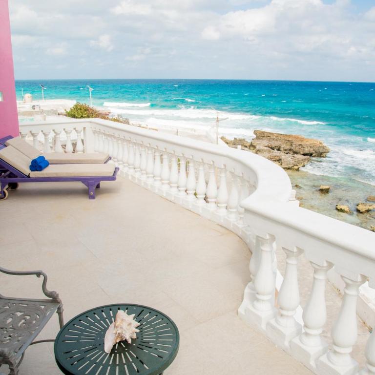 Villa Elena Isla Mujeres - King Suite with Sea View - 11