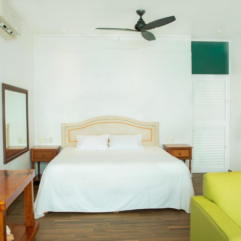Villa Elena Isla Mujeres - King Suite with Sea View - 5