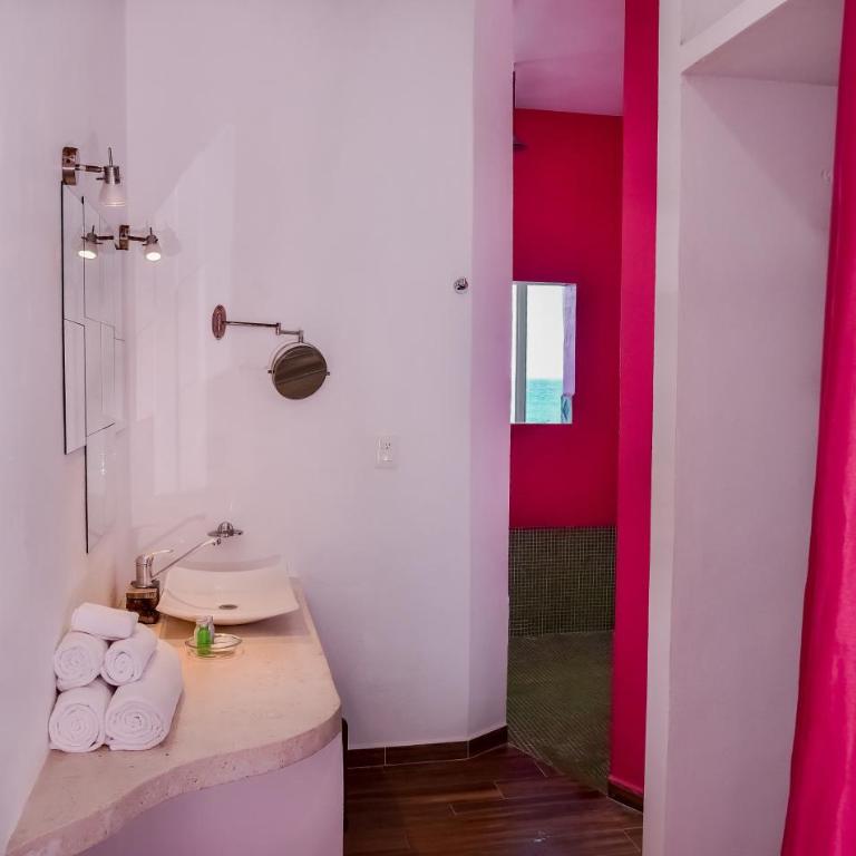 Villa Elena Isla Mujeres - King Suite with Sea View - 14