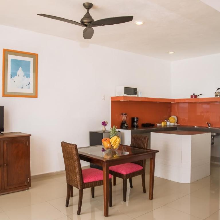 Villa Elena Isla Mujeres - King Suite with Sea View - 6