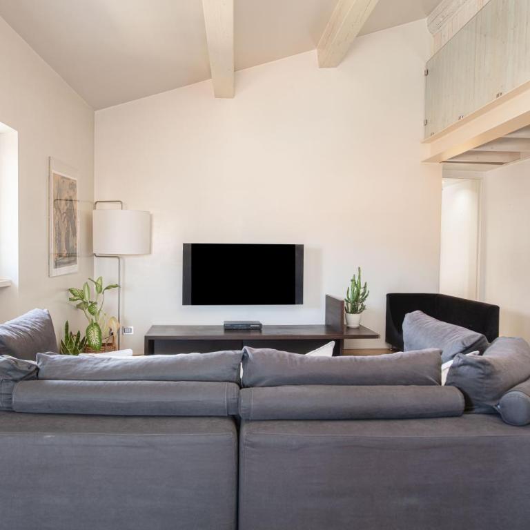 Stunning top floor flat in the heart of Verona - Appartamento - 2