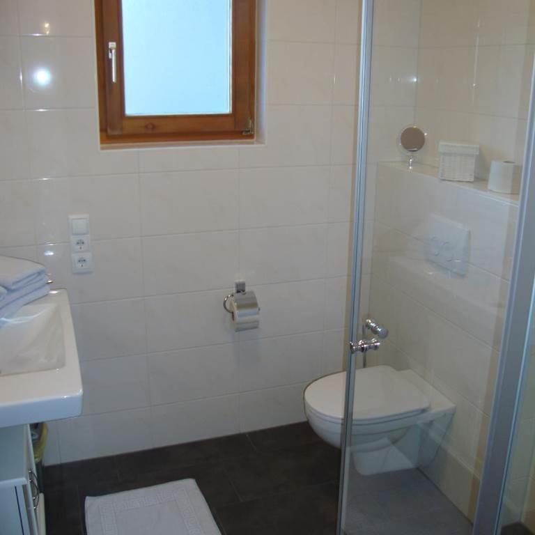 Haus am Bühel - Apartment mit Dusche - 12