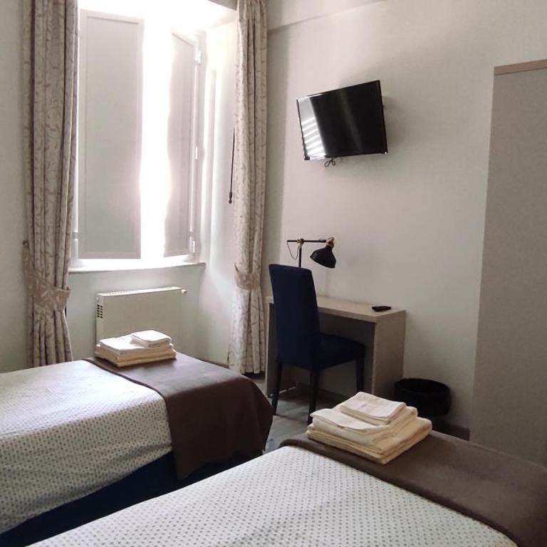 Rome Station Rooms - Suite Standard - 25