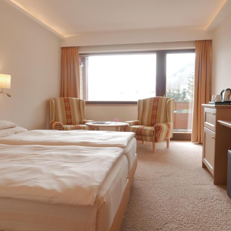 ALPIN- Das Sporthotel, SUMMERCARD included May - September - Deluxe Einzelzimmer mit Balkon - 4