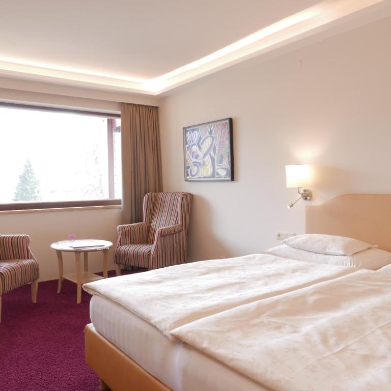 ALPIN- Das Sporthotel, SUMMERCARD included May - September - Deluxe Einzelzimmer mit Balkon - 3