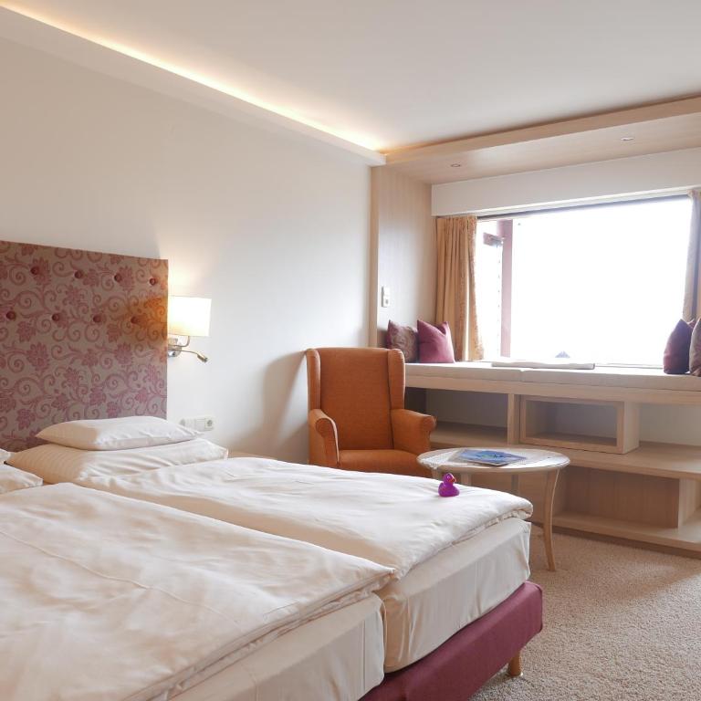ALPIN- Das Sporthotel, SUMMERCARD included May - September - Familiensuite mit 2 Schlafzimmern - 2
