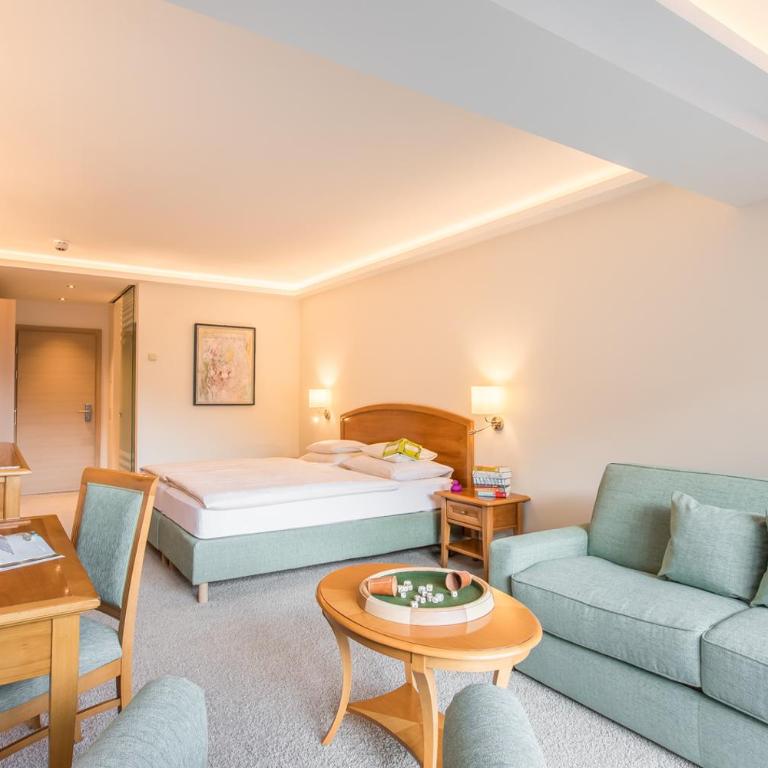 ALPIN- Das Sporthotel, SUMMERCARD included May - September - Standard Familienzimmer - 3