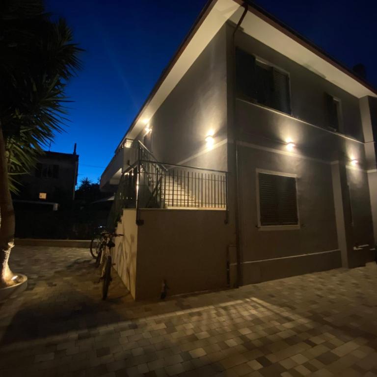 Cingohouse - One-Bedroom Apartment - 3