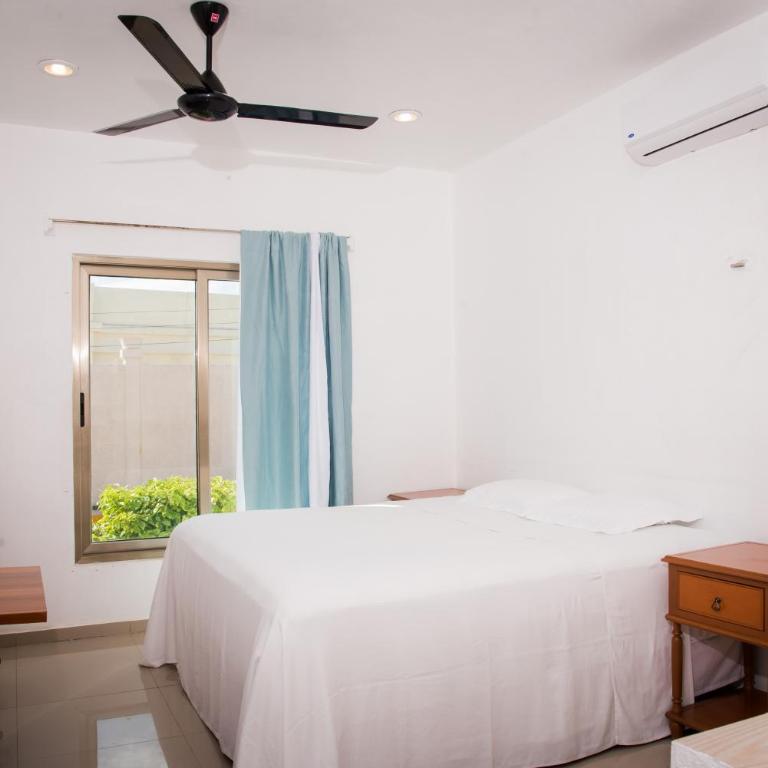 Villa Elena Isla Mujeres - King Studio with City View - 3