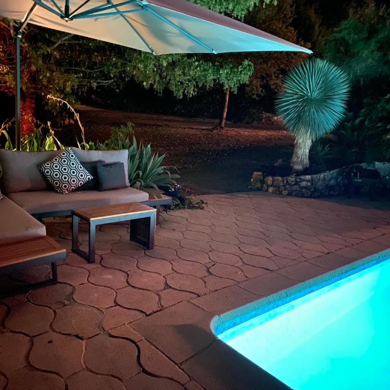 Private & comfortable stone villa with pool - Villa - 52