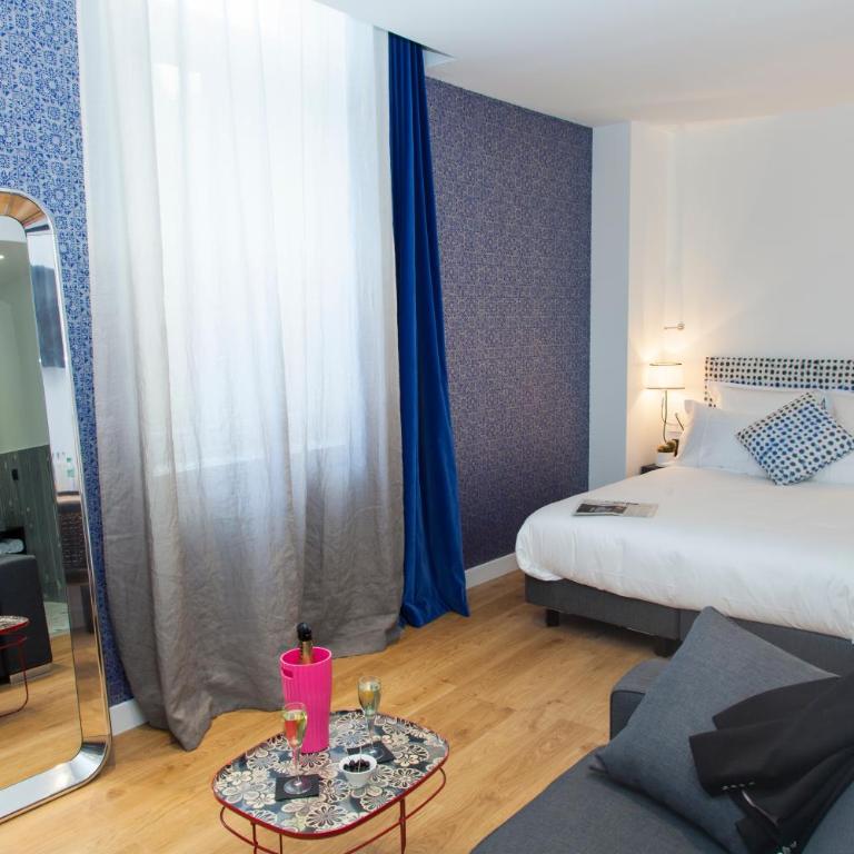 The Originals Boutique, Hôtel Le Lion, Clermont-Ferrand - Chambre Familiale - 1