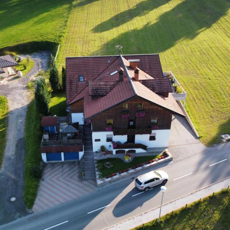 Ferienwohnung Neuheim - Apartment - auf 2 Etagen - 28