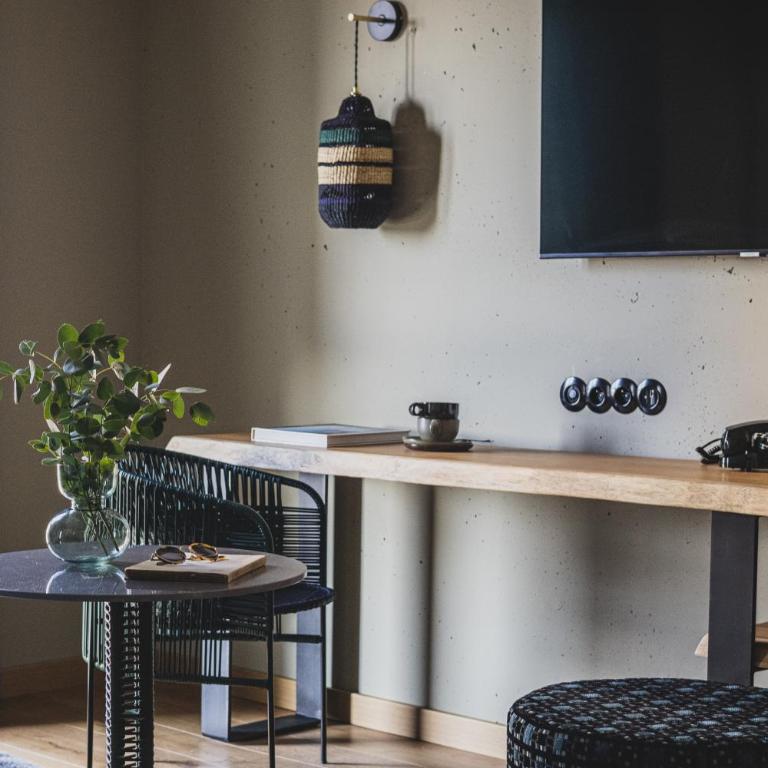 Le Garage Biarritz Hôtel - Suite Atelier * Vue Partielle sur Océan - 3