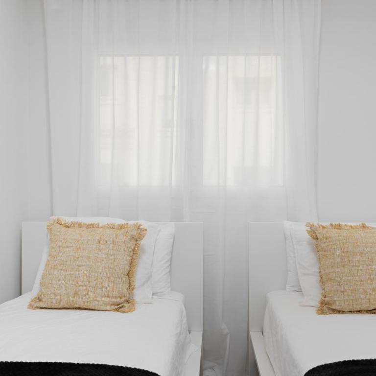 Escape to Estepona - Two-Bedroom Apartment - 8