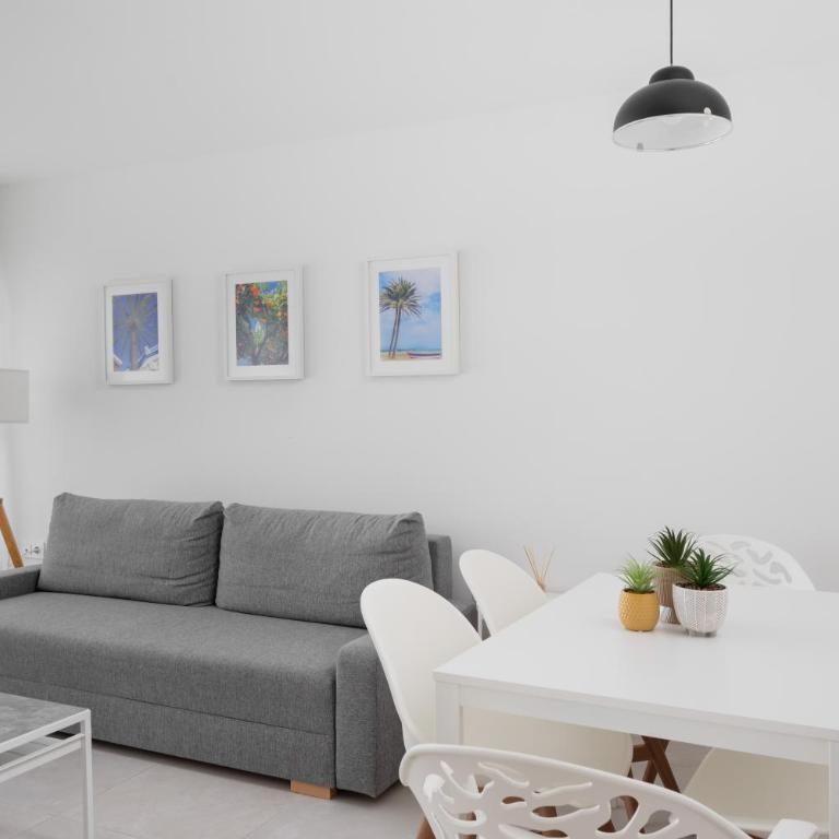 Escape to Estepona - Two-Bedroom Apartment - 15