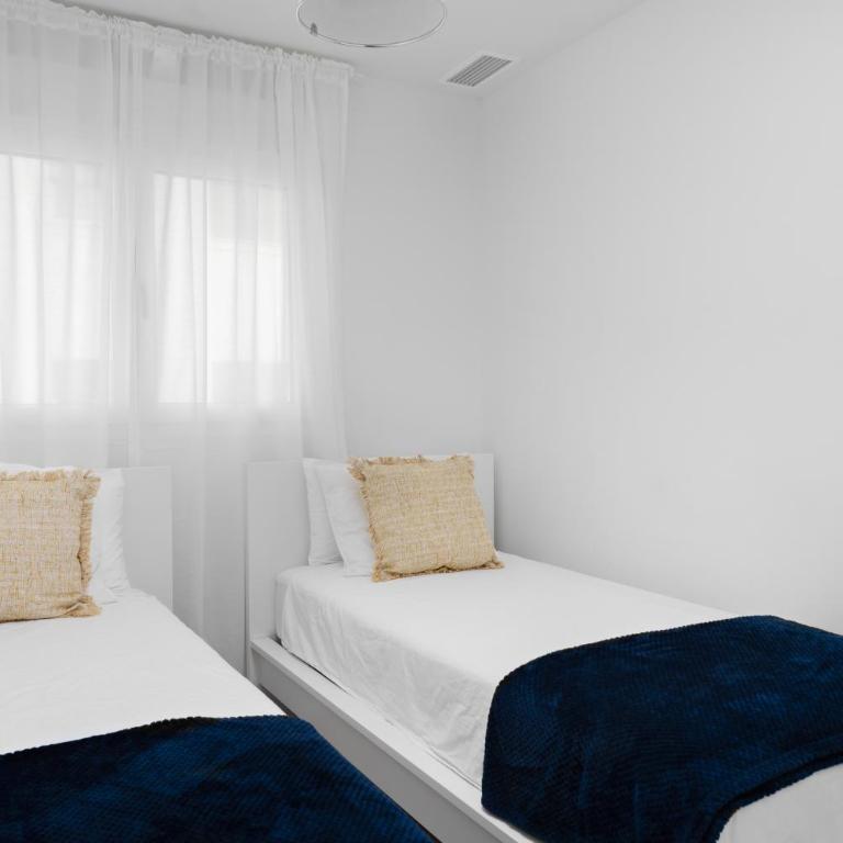 Escape to Estepona - Two-Bedroom Apartment - 7