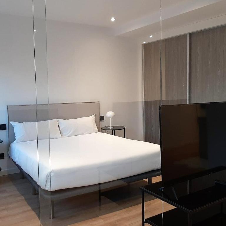 Apartamentos Celestina by gaiarooms - Deluxe Apartment - 13