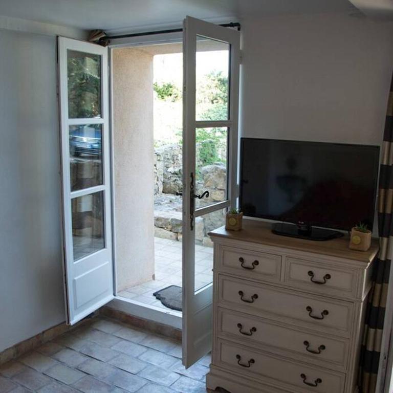 Studio indépendant dans mas provencal - Studio avec Vue sur Jardin - 36