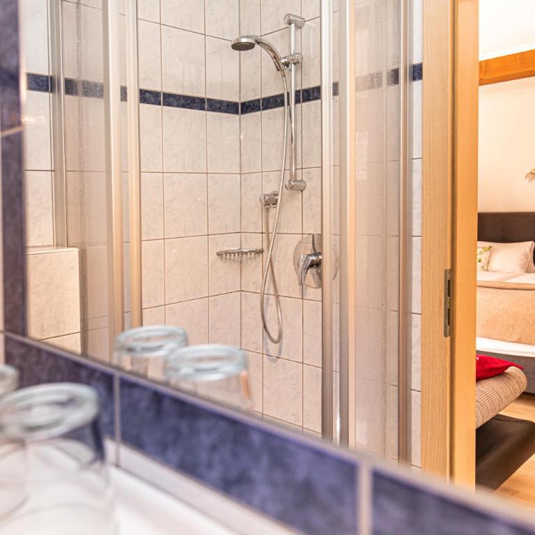 Haus Farmer - Double Room with Balcony - 13