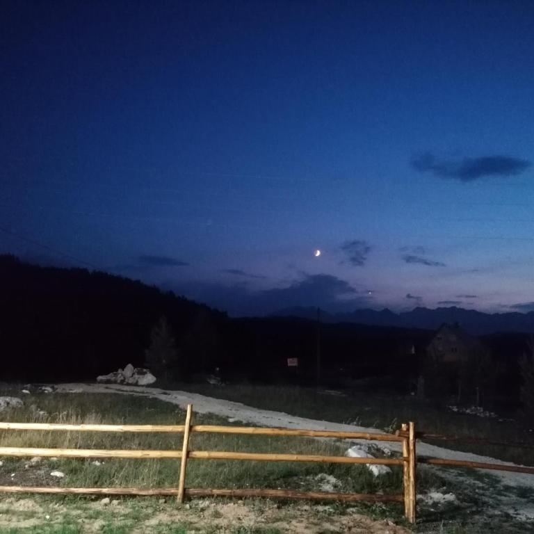 Zabljak_vikendica - Two-Bedroom House - 33