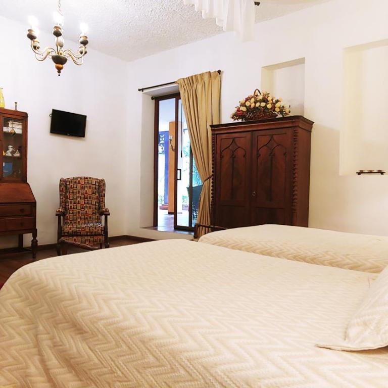Hotel Boutique Casa Montalvo Cuenca - Habitación Doble con vistas al jardín - 2 camas - 4