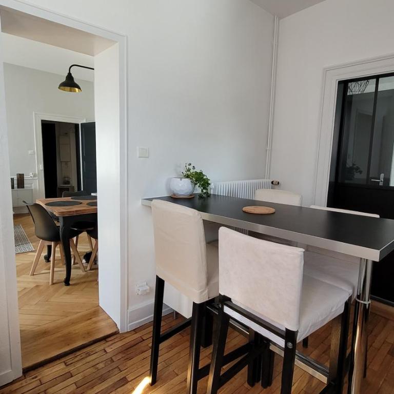 COLMAR Centre VILLE 6 couchages 3 grandes chambres - Apartment mit 3 Schlafzimmern - 26