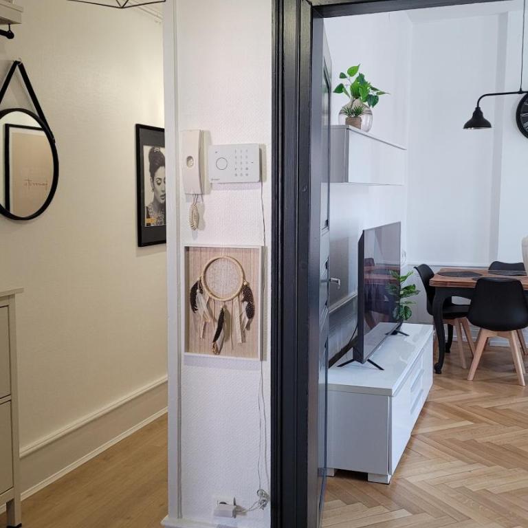 COLMAR Centre VILLE 6 couchages 3 grandes chambres - Apartment mit 3 Schlafzimmern - 32