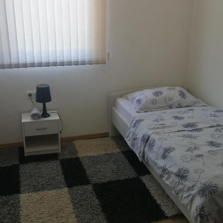 Apartment Neo - Three-Bedroom Apartment with Terrace - 21