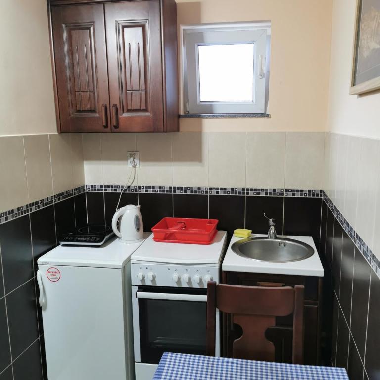 Apartments Razvršje - Deluxe Double Room - 4