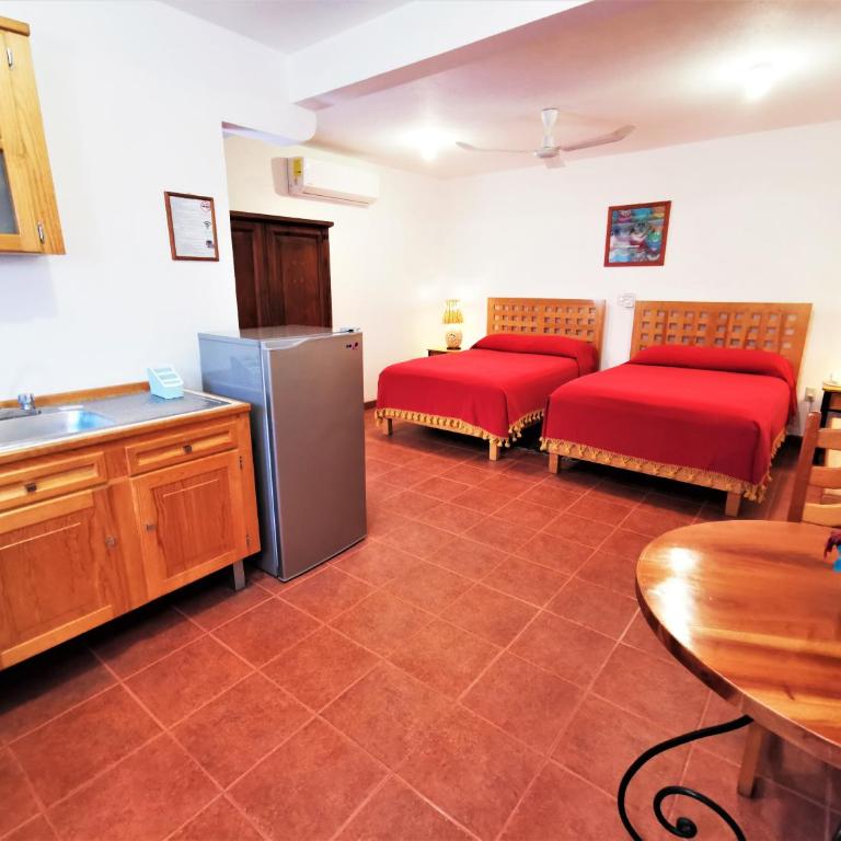 Hotel Casa de la Tía Tere - Bungalow with Two Double Beds - 1