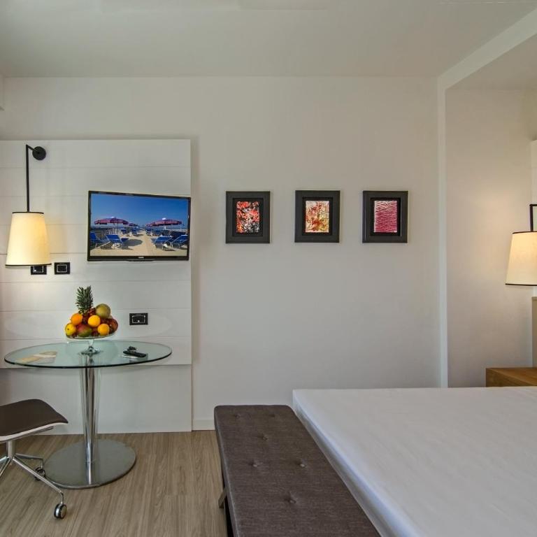 Hotel Viareggio - Junior Suite - 2