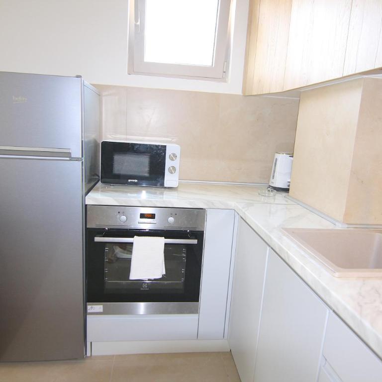 Apartments LORA Zmajeva, 7 - One-Bedroom Apartment - 14