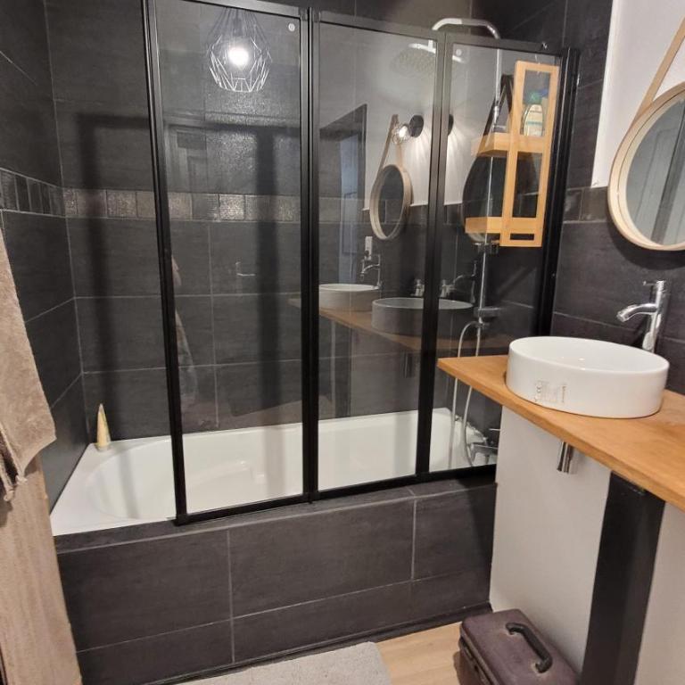 COLMAR Centre VILLE 6 couchages 3 grandes chambres - Apartment mit 3 Schlafzimmern - 35