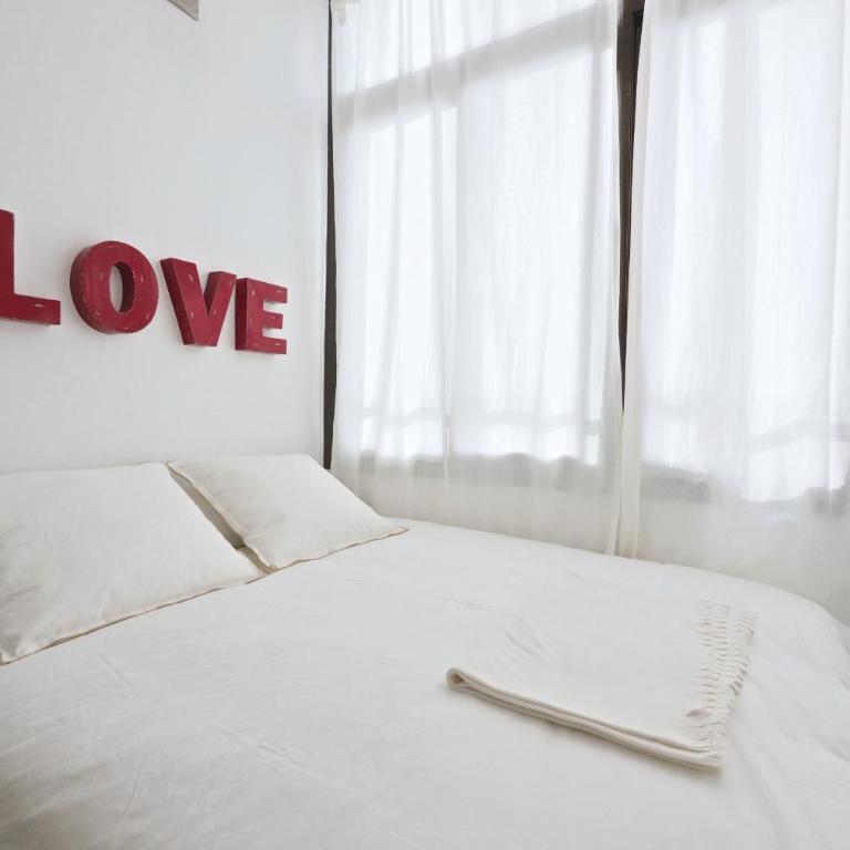 The White Flats Sant Antoni - Superior Apartment I - 2