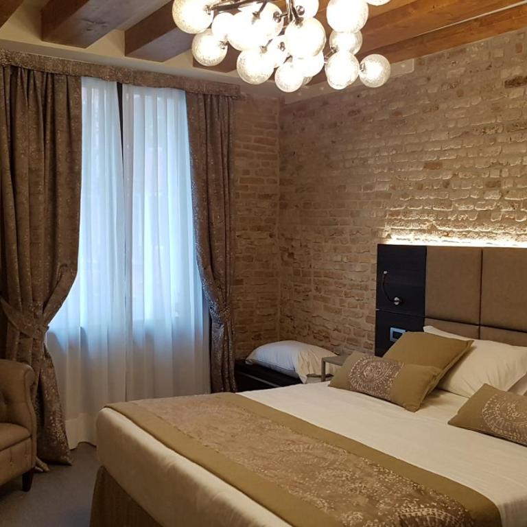 Hotel Aquarius Venice - Ascend Collection - Camera King Deluxe - 1