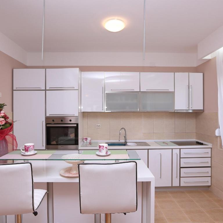 Apartments Aleksandra - Apartman sa 1 Spavaćom Sobom - 1