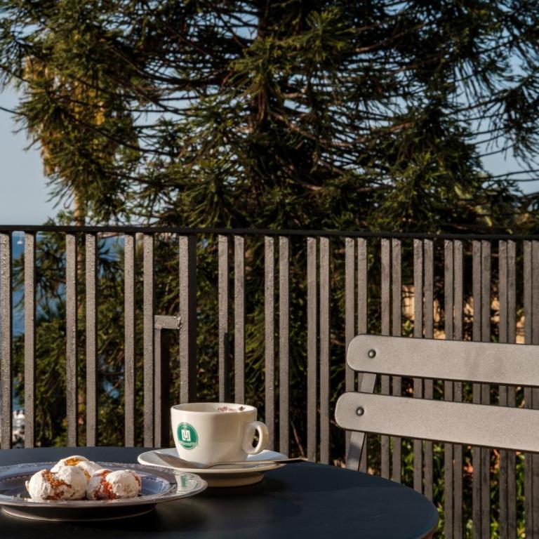 Malalbergo - Camera Matrimoniale Deluxe con Balcone e Vista Mare - 13
